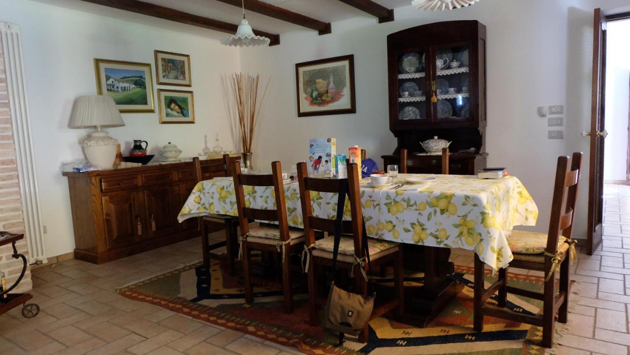 B&B Salvarosa Fano Ngoại thất bức ảnh