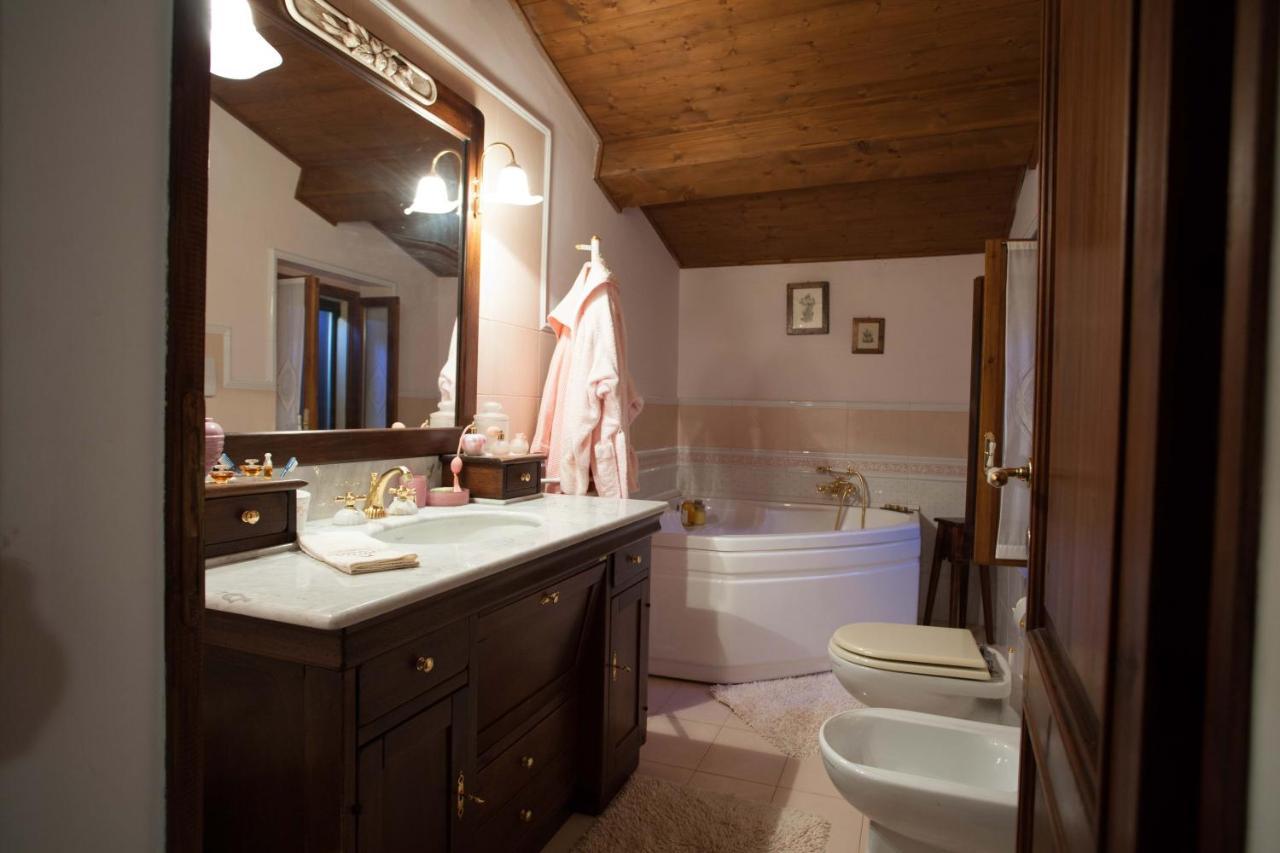 B&B Salvarosa Fano Ngoại thất bức ảnh